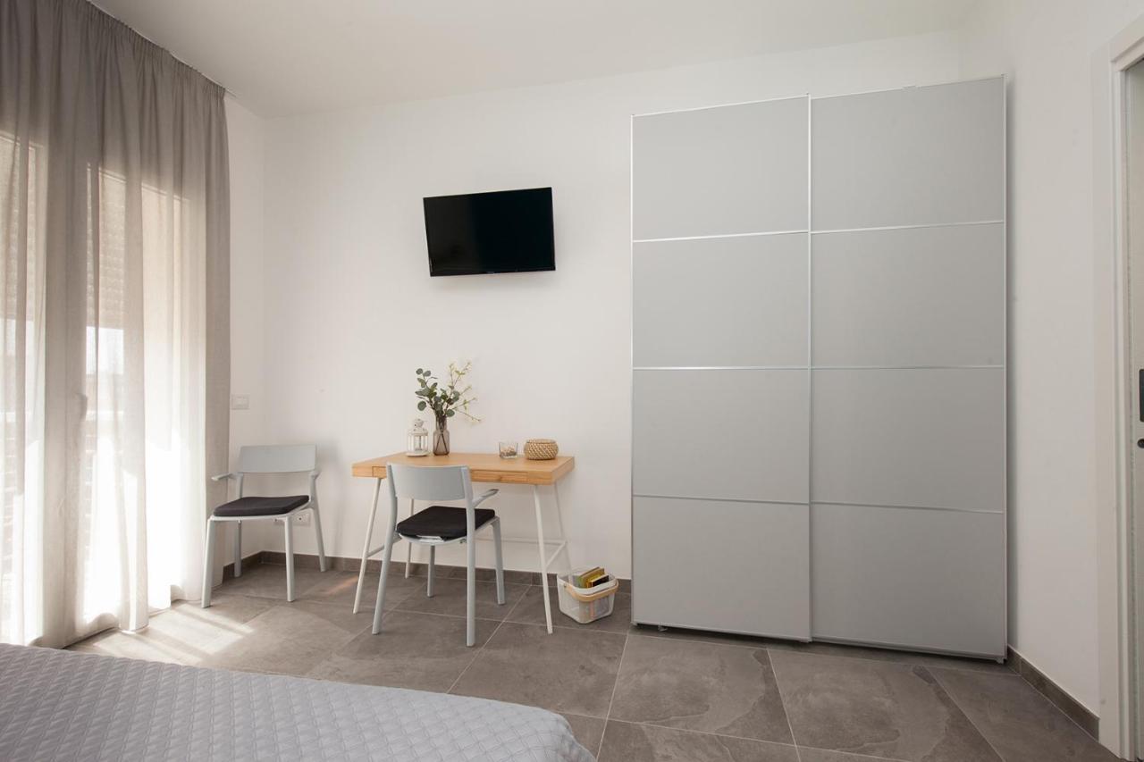 Nerissa Suites&Rooms Terrasini Esterno foto