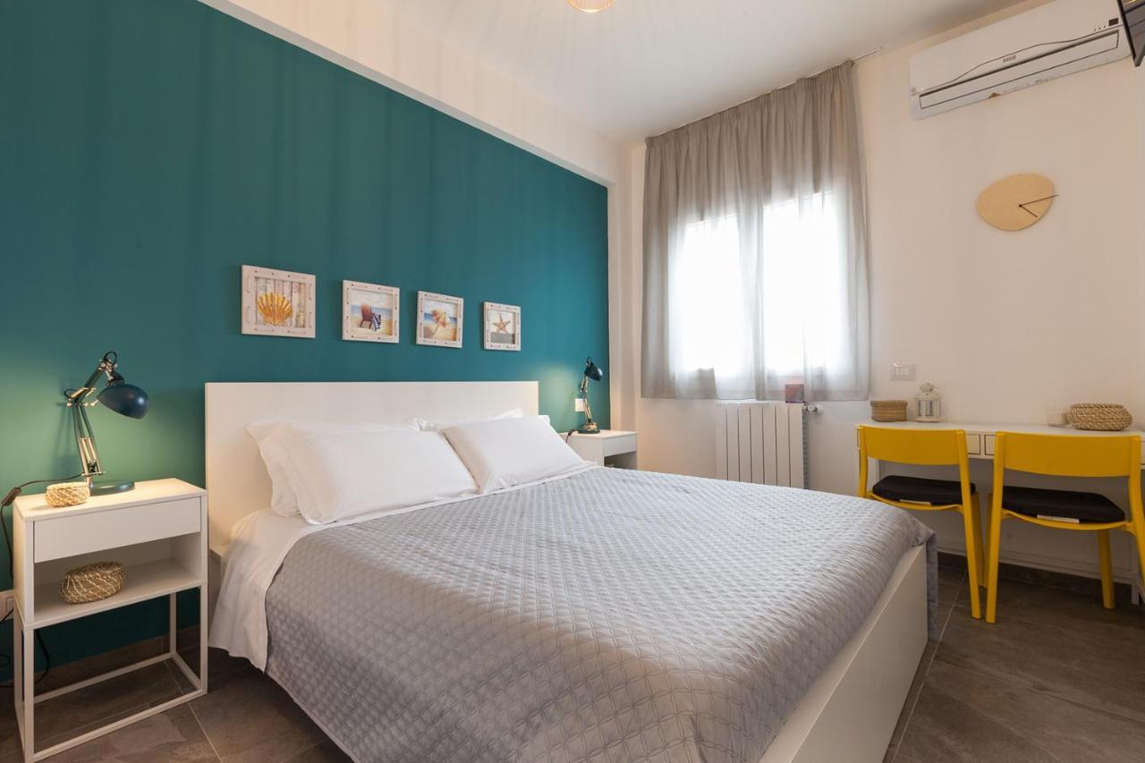 Nerissa Suites&Rooms Terrasini Esterno foto