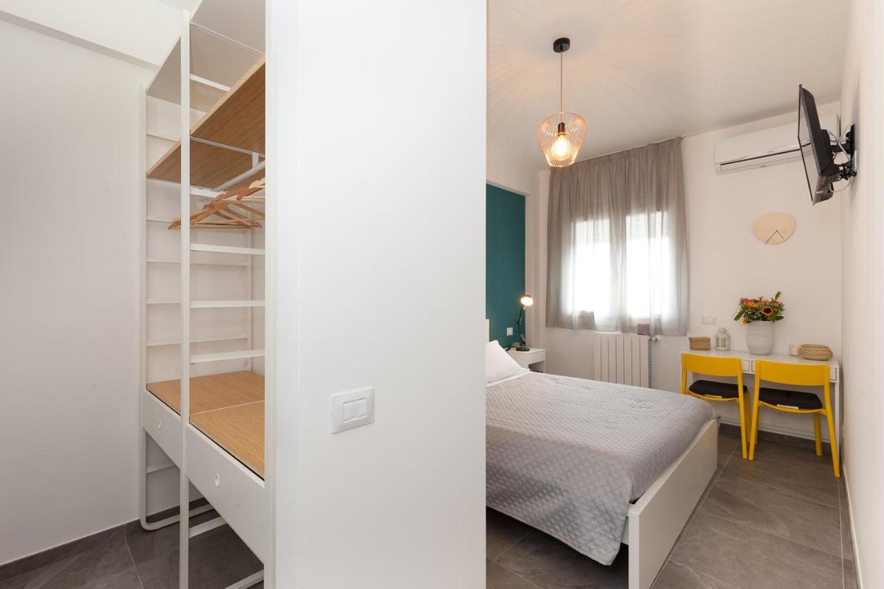 Nerissa Suites&Rooms Terrasini Esterno foto