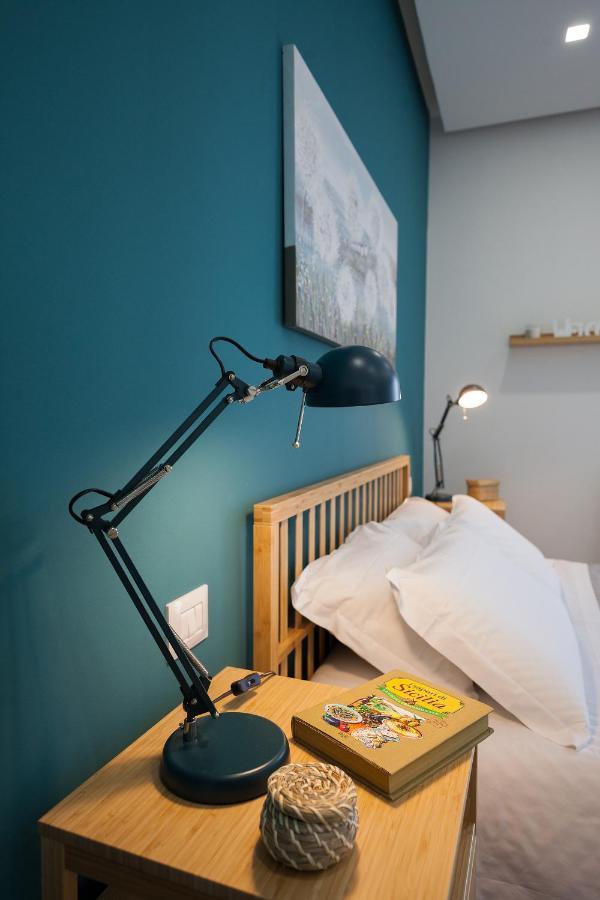 Nerissa Suites&Rooms Terrasini Esterno foto